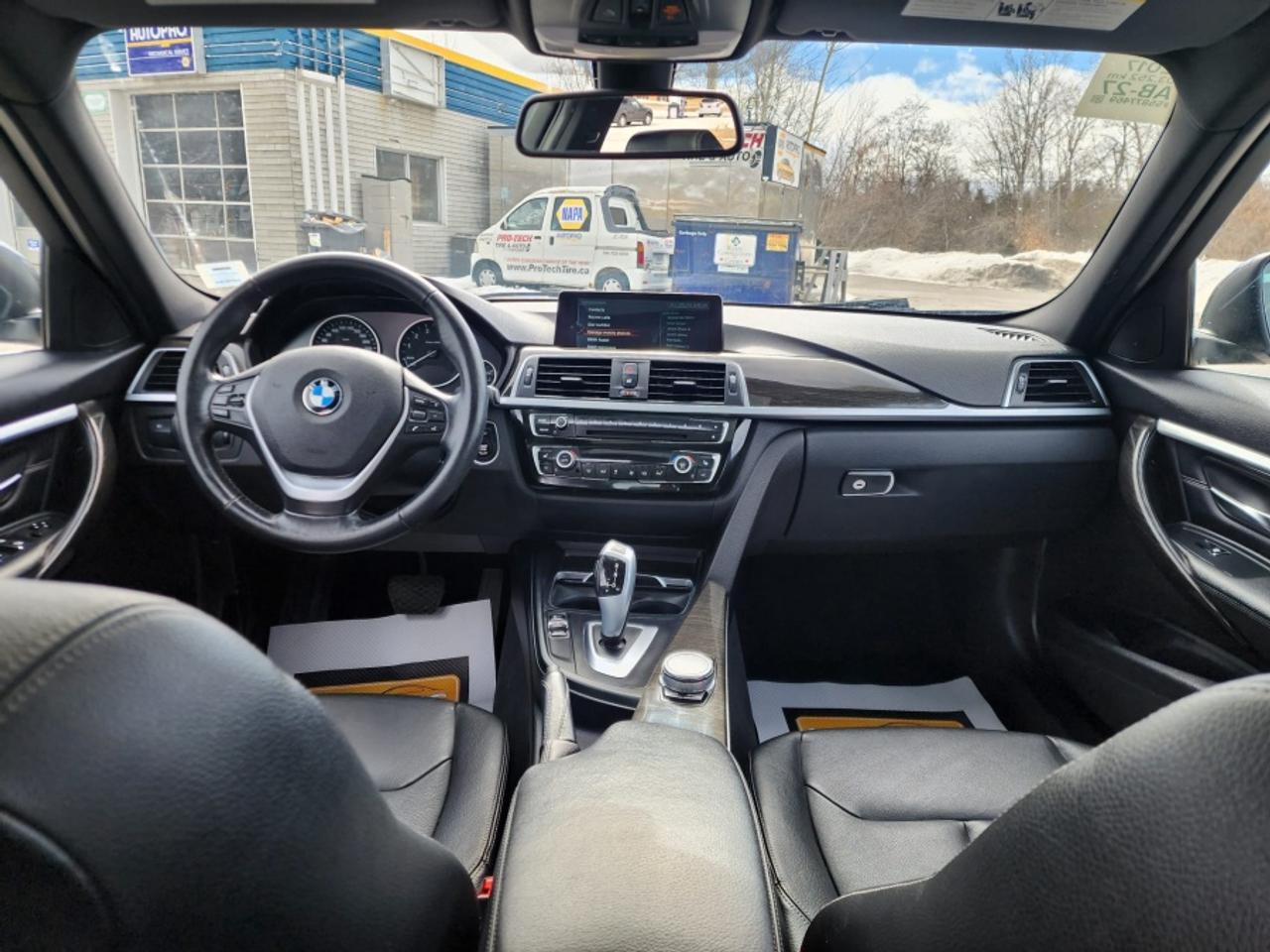 2017 BMW 3 Series * AWD * NO ACCIDENTS 330I XDRIVE * SOUTH AFRICA Photo