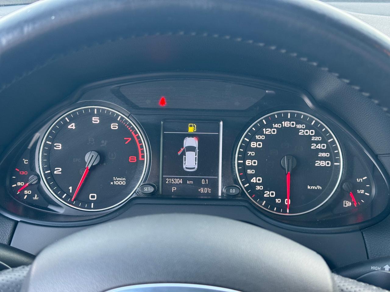 2010 Audi Q5 3.2L Premium **EXCELLENT SERVICE HISTORY** Photo