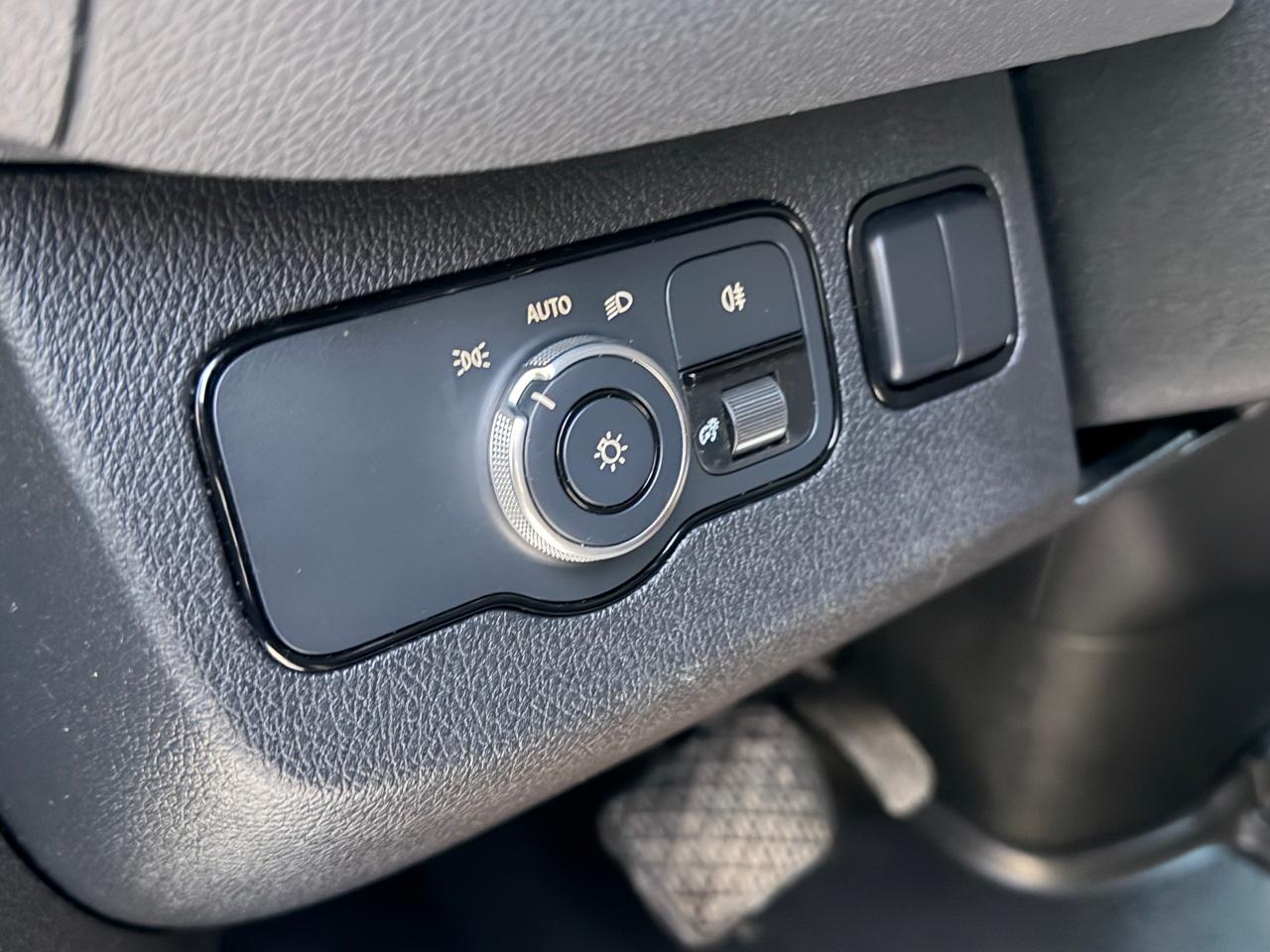 2022 Mercedes-Benz Sprinter 2500 High Roof I4 170"+Camera+CLEAN CARFAX Photo72