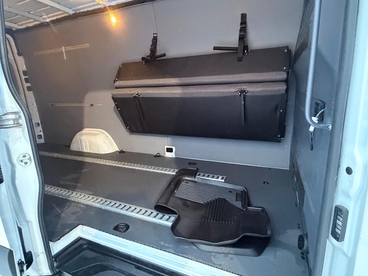 2022 Mercedes-Benz Sprinter 2500 High Roof I4 170"+Camera+CLEAN CARFAX Photo