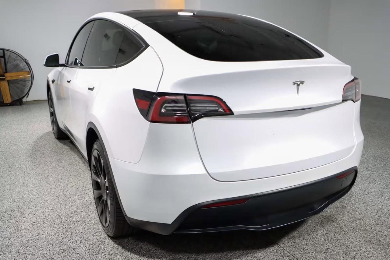 2021 Tesla Model Y Standard Range Photo