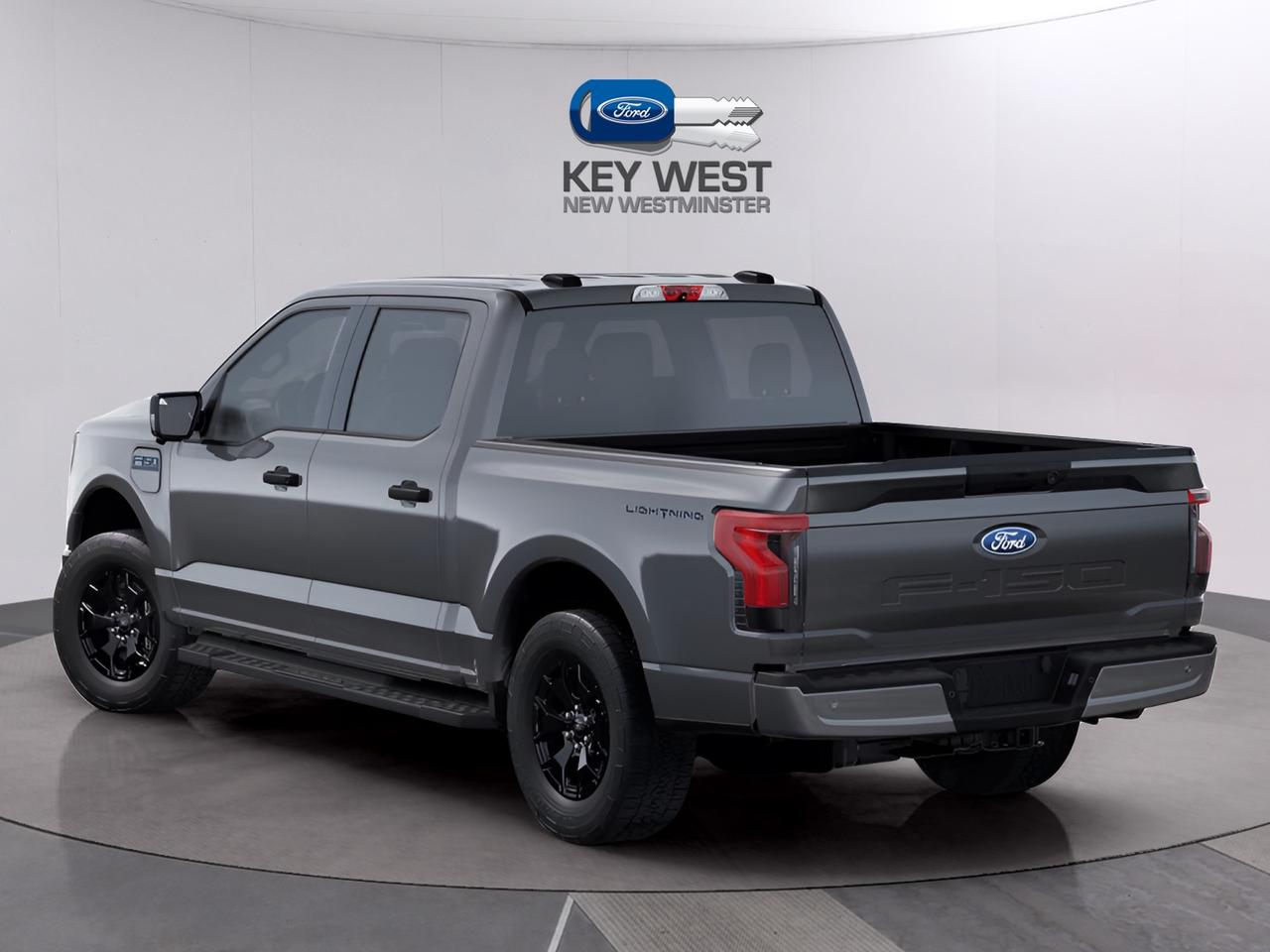 2025 Ford F-150 Lightning XLT Standard Range Battery 4WD SuperCrew 5.5' Box Photo1