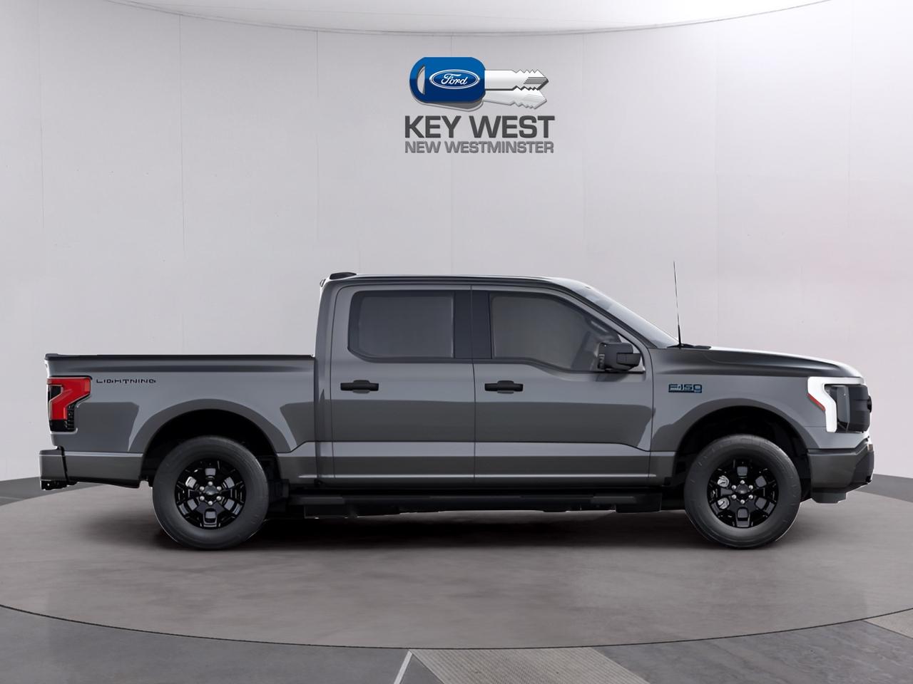 2025 Ford F-150 Lightning XLT Standard Range Battery 4WD SuperCrew 5.5' Box Photo4