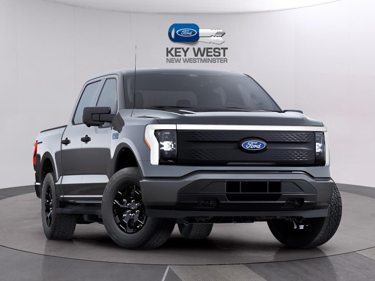 2025 Ford F-150 Lightning XLT Standard Range Battery 4WD SuperCrew 5.5' Box Photo1