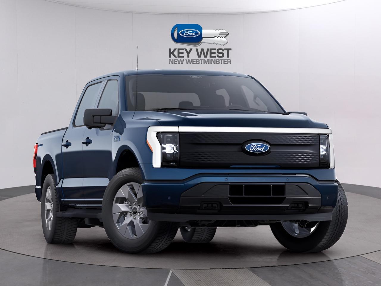 2025 Ford F-150 Lightning Flash Extended Battery 4WD SuperCrew 5.5' Box Photo1