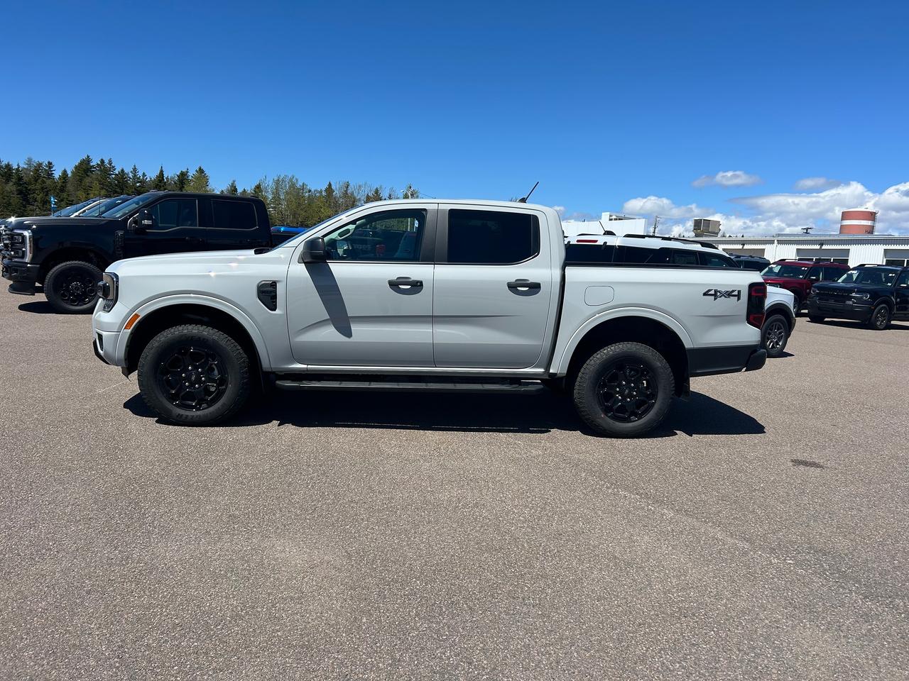 2026 Ford Ranger XLT 4WD SuperCrew 5' Box Photo3