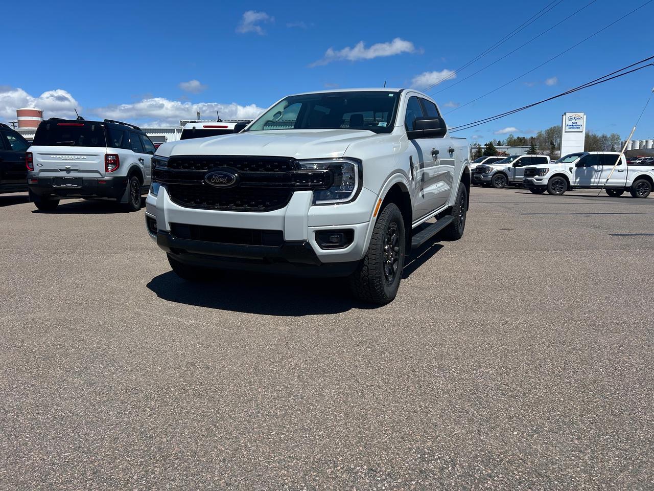 2026 Ford Ranger XLT 4WD SuperCrew 5' Box Photo2
