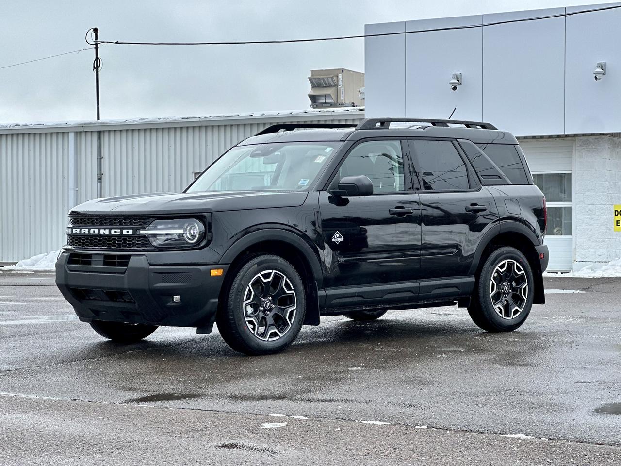 2026 Ford Bronco Sport Outer Banks 4x4 Photo3