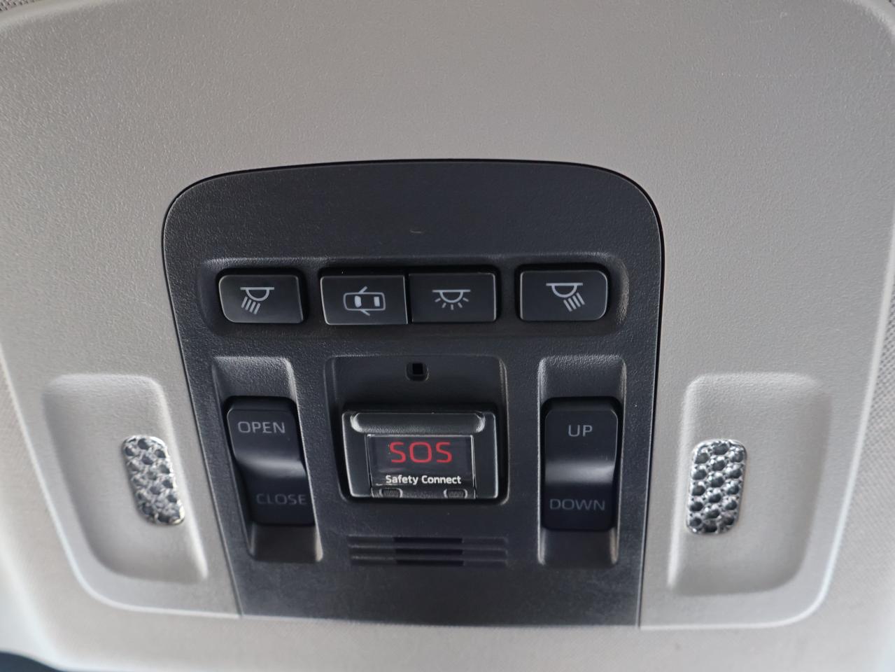 2018 Toyota Camry HYBRID SE HYBRID CERTIFIED CAMERA BLUETOOTH LEATHER HEATED SEATS SUNROOF CRUISE ALLOYS Photo