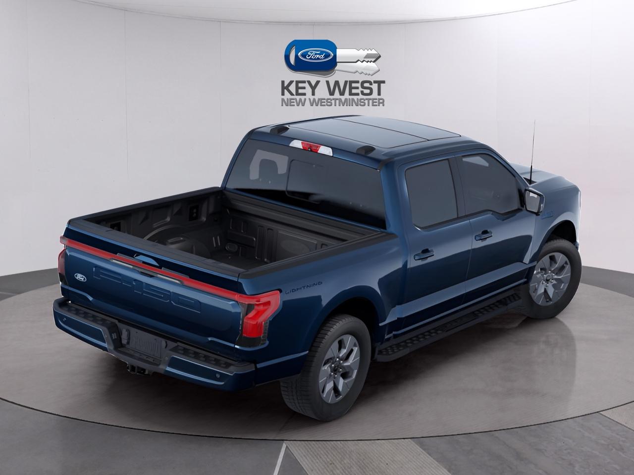 2025 Ford F-150 Lightning Lariat 4WD SuperCrew 5.5' Box Photo1