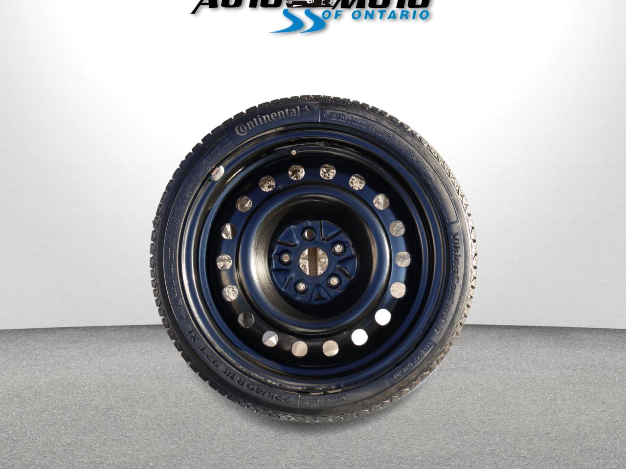 2016 Volkswagen GTI GTI DSG AUTOBAHN CERTIFIED *ACCIDENT FREE*V.W MAINTAIN* CAMERA NAV BLUETOOTH HEATED SEATS SUNROOF CRUISE ALLOYS Photo