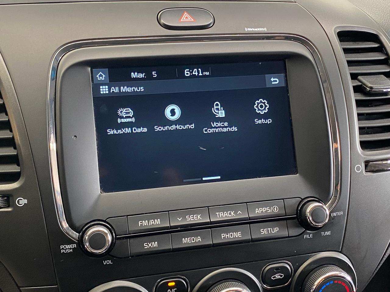 2017 Kia Forte LX+Camera+Heated Seats+ApplePlay+CLEAN CARFAX Photo