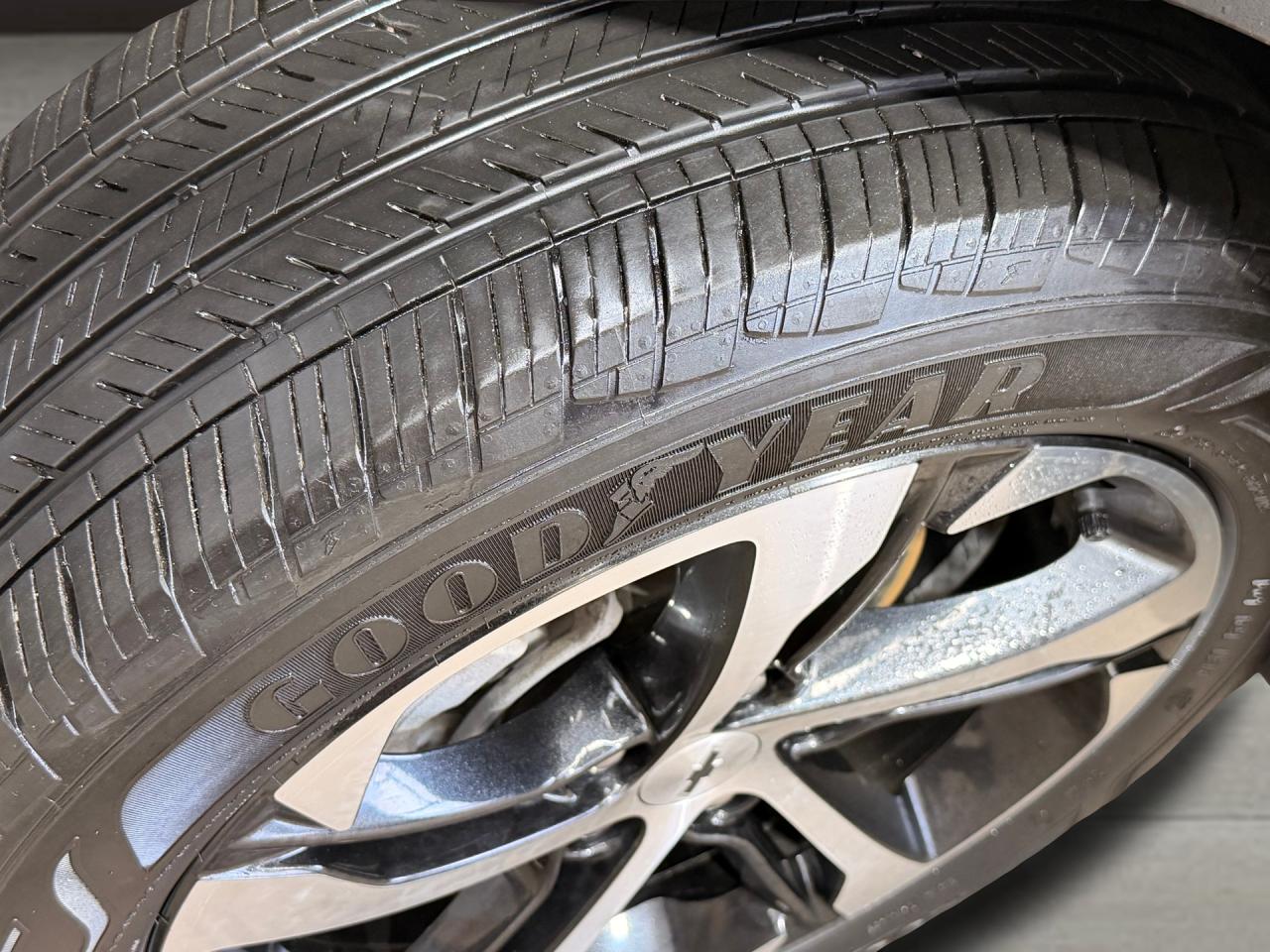 2024 Chevrolet Trax 1RS+Previous Lease LikeNew! ONE OWNER+CLEAN CARFAX Photo4