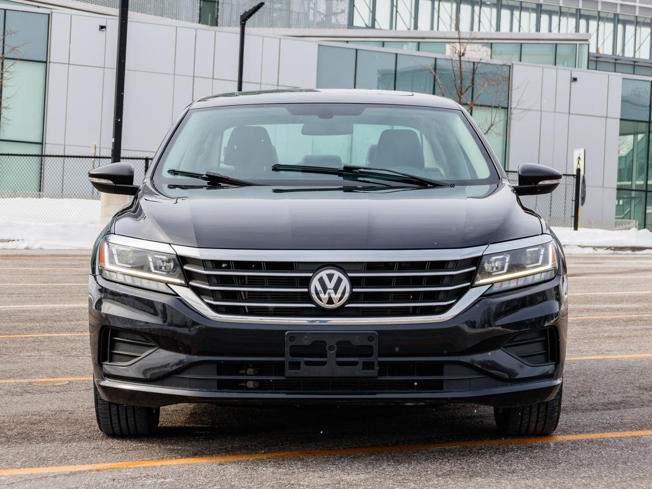 2021 Volkswagen Passat Highline| CLEAN CARFAX| NO ACCIDENTS| Photo2