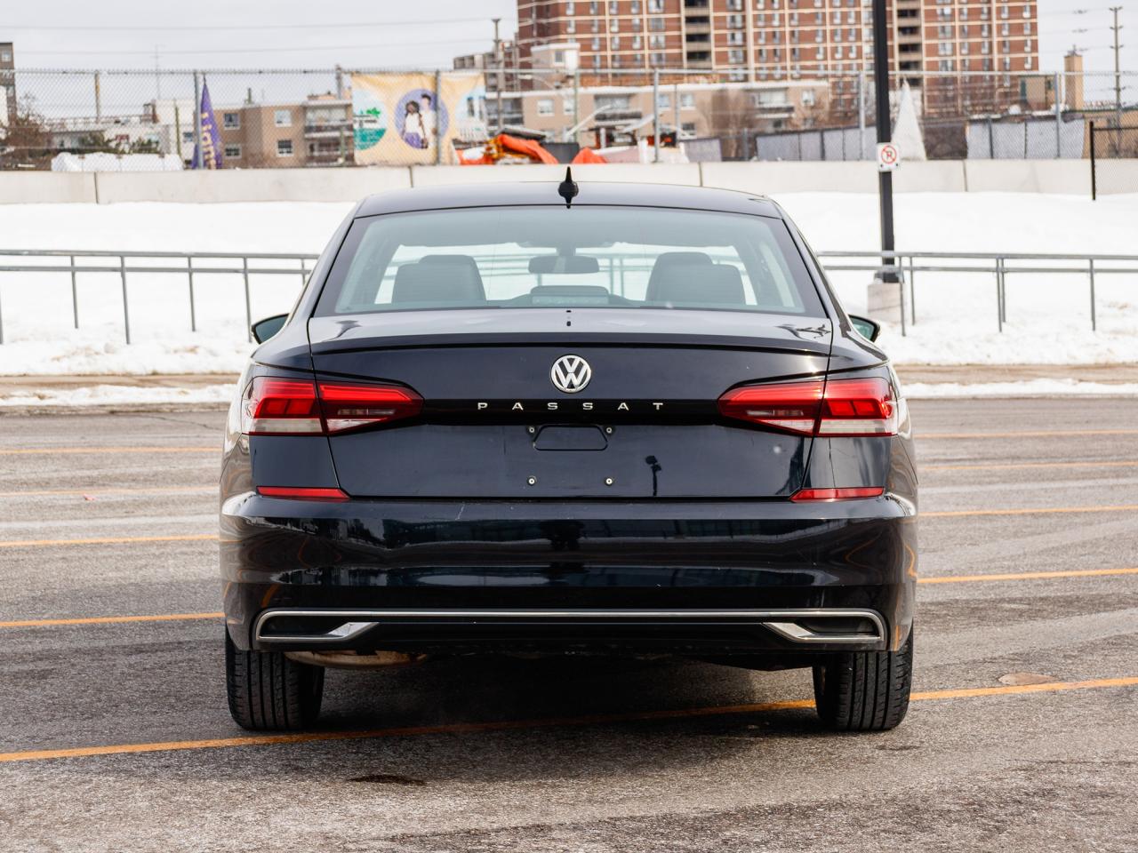 2021 Volkswagen Passat Highline| CLEAN CARFAX| NO ACCIDENTS| Photo