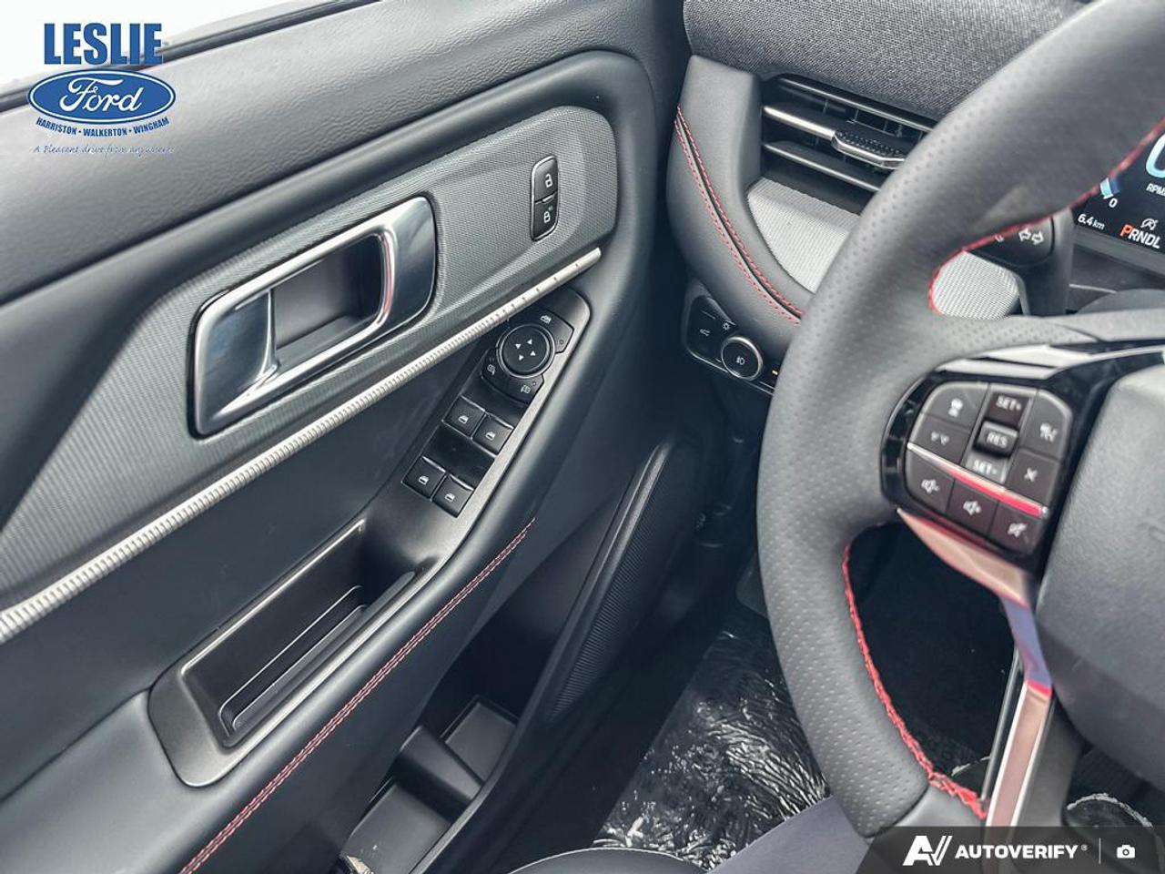 2026 Ford Explorer ST-Line 4WD Photo