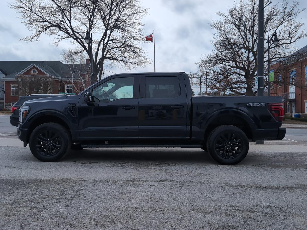 2026 Ford F-150 Lariat SuperCrew 501A 4x4 Photo2