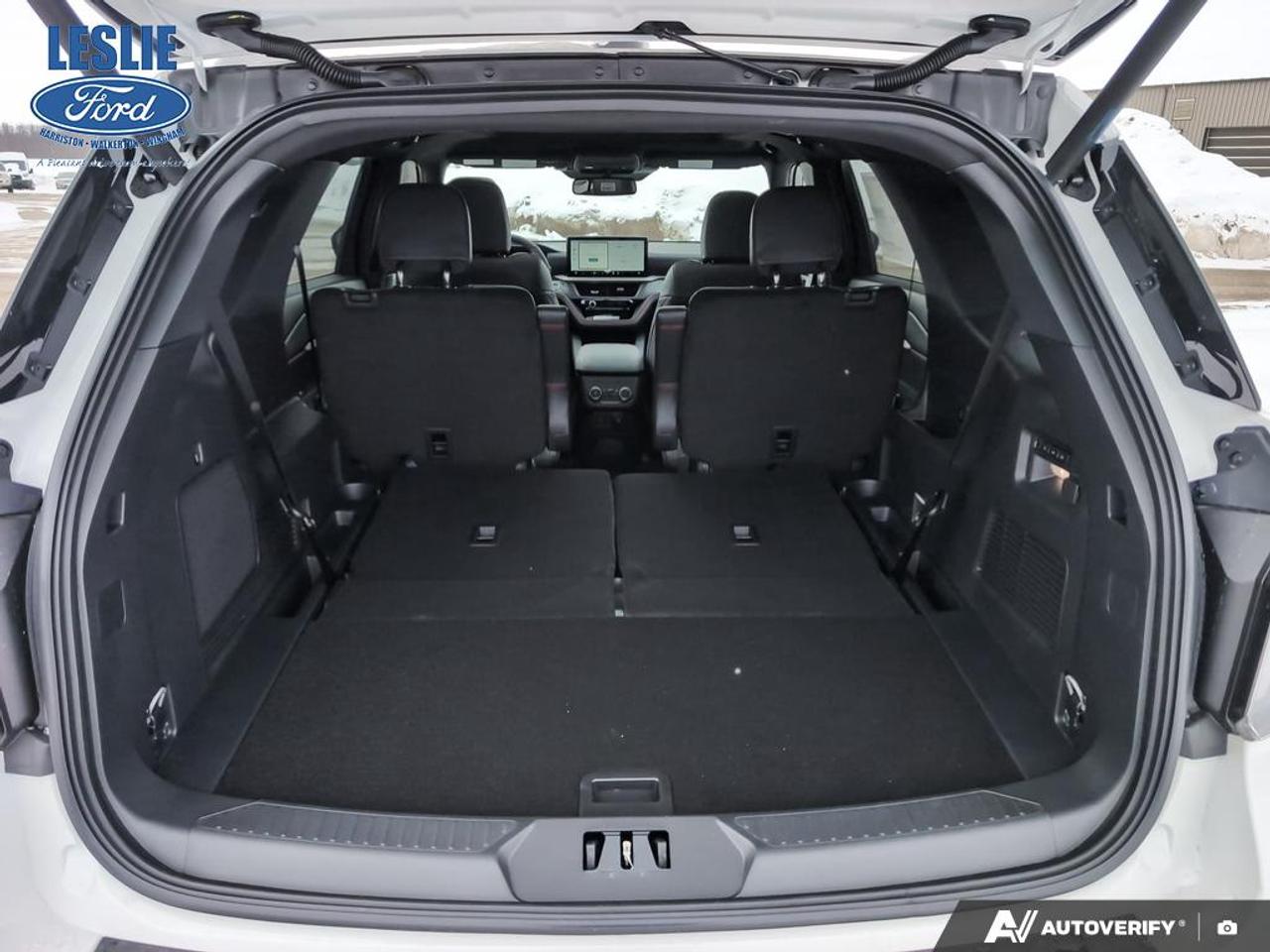 2026 Ford Explorer ST 4WD Photo