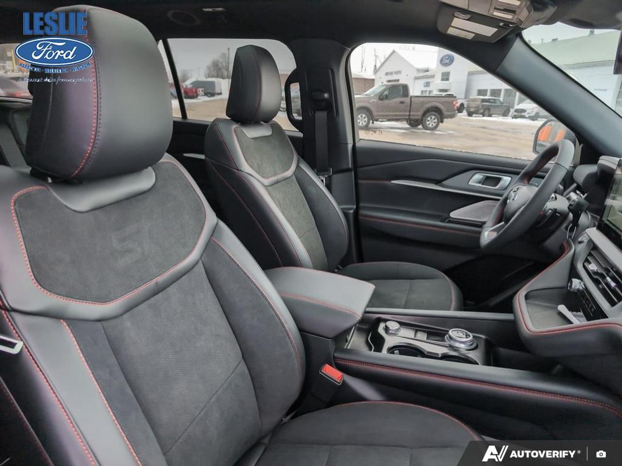 2026 Ford Explorer ST 4WD Photo