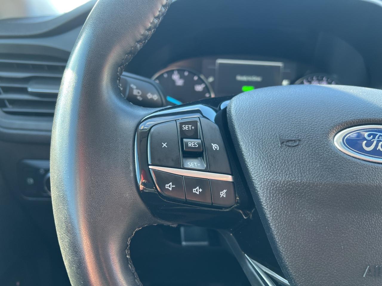 2022 Ford Escape SE HYBRID - GAS / ELECTRIC HYBRID  !!! Photo