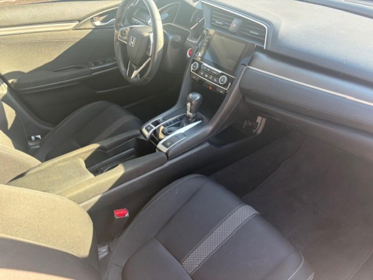 2021 Honda Civic EX **ROOF-CAMERA-LANE ASSIST-BLUETOOTH** Photo