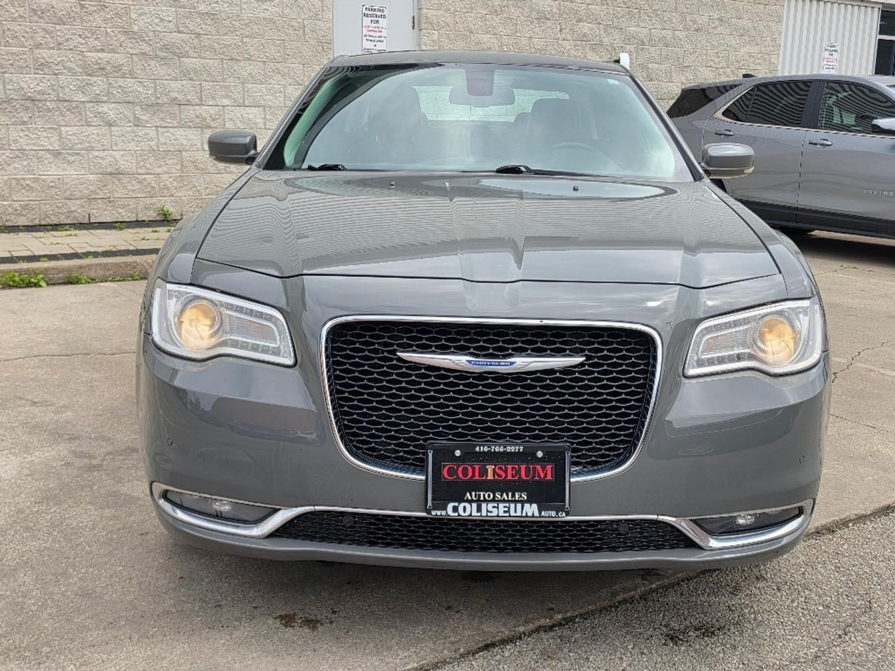 2018 Chrysler 300 TOURING AWD **LEATHER-CAMERA-HEATED SEATS-1 OWNER** Photo