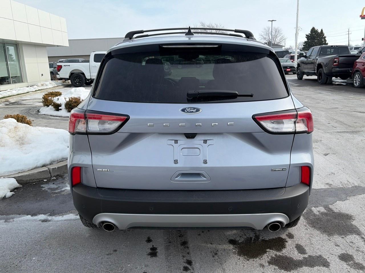 2022 Ford Escape SEL Hybrid AWD Photo3