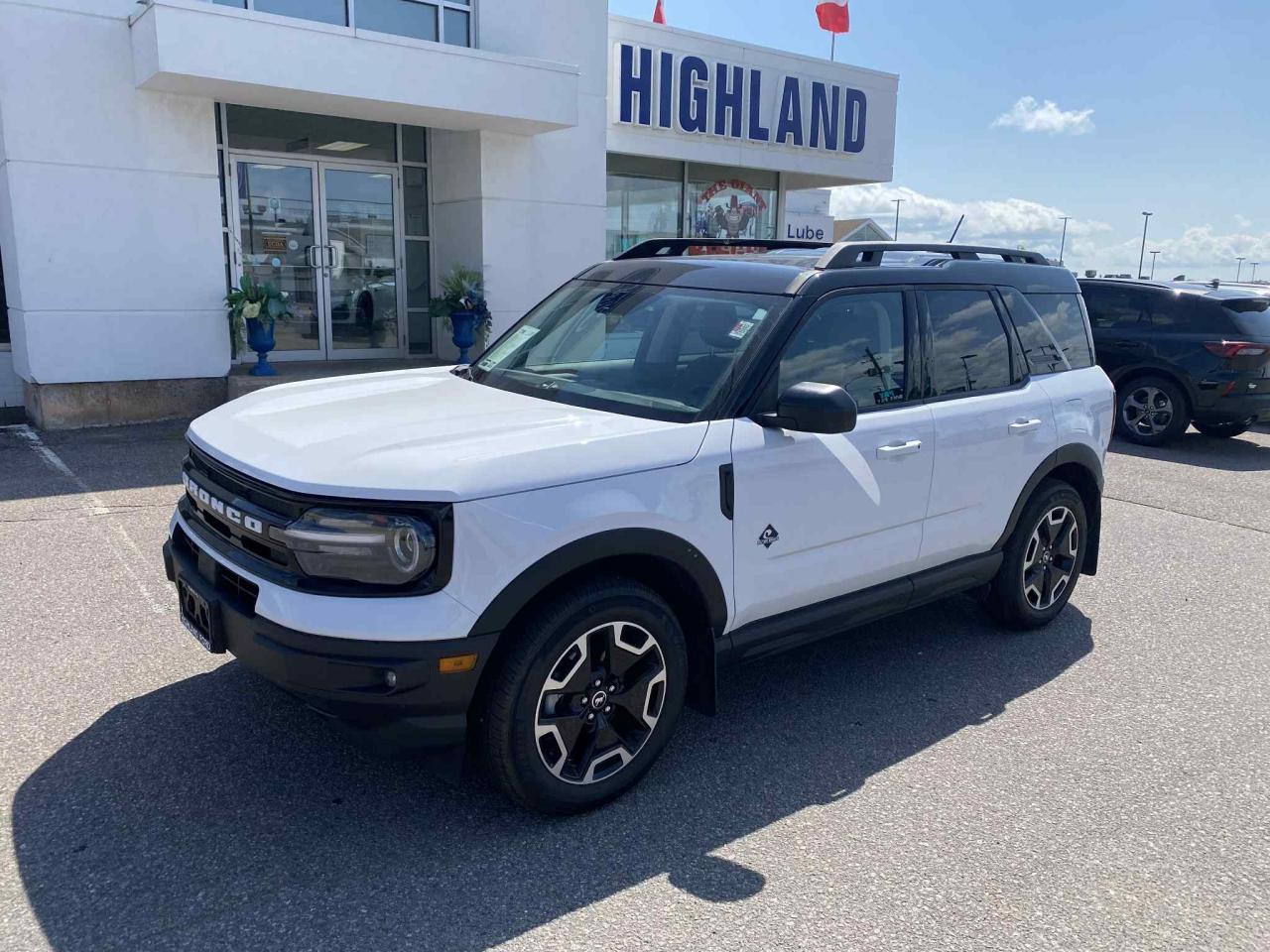 2023 Ford Bronco Sport Outer Banks 1.5L ECOBOOST | TECH PKG Photo