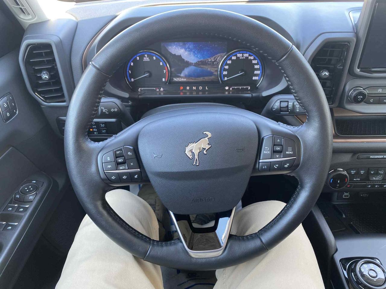 2023 Ford Bronco Sport Outer Banks 1.5L ECOBOOST | TECH PKG Photo