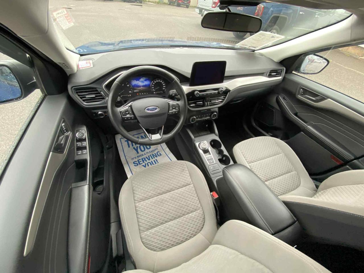 2022 Ford Escape SE Hybrid 2.5L HYBRID | COLD WEATHER PKG Photo