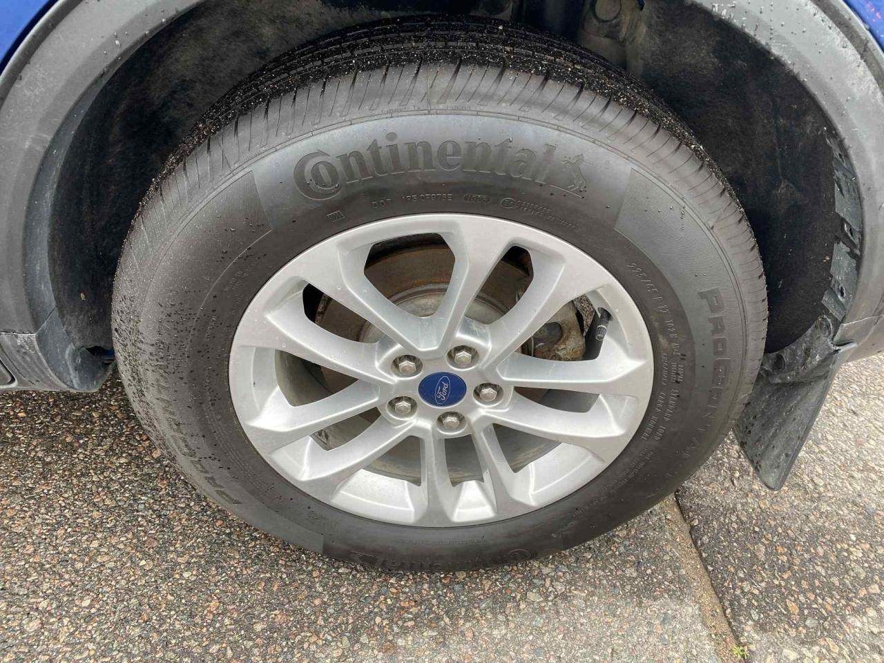 2022 Ford Escape SE Hybrid 2.5L HYBRID | COLD WEATHER PKG Photo