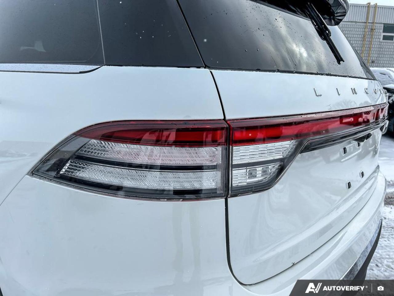 2026 Lincoln Aviator Reserve EQUIP GROUP 200A | PRISTINE WHITE MET 3C | PREM LTHR SURFACES ONYX | TWIN-TURBOCHARGED 3.0L | 10-SPEED A/T | FLOOR LINERS, FRONT & 2ND ROW Photo