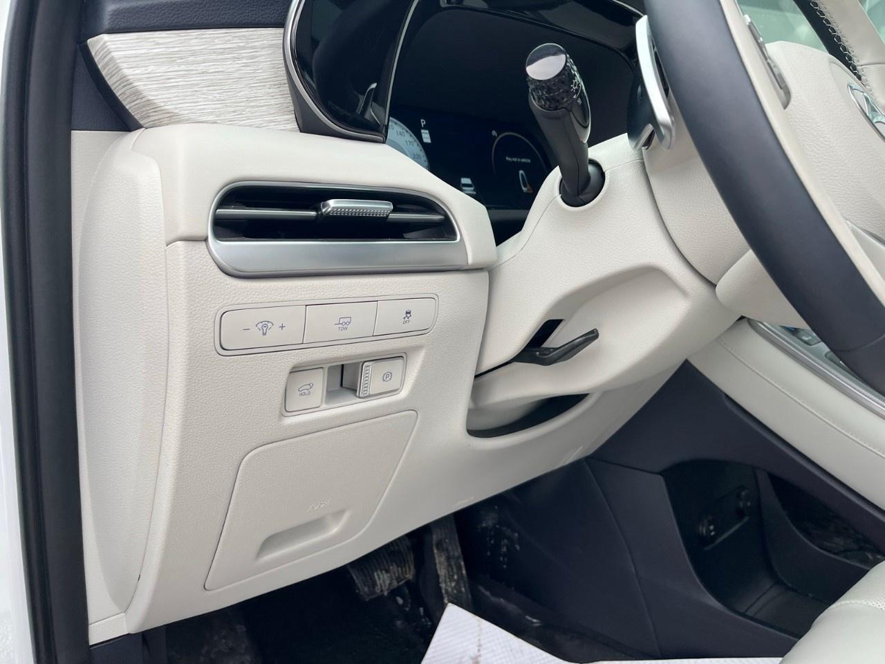 2024 Hyundai PALISADE Ultimate Calligraphy 7-Passenger AWD Photo