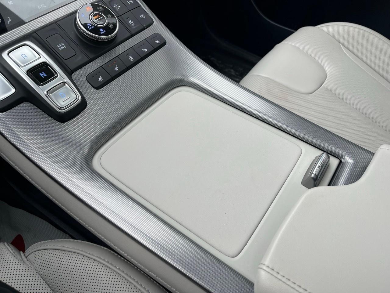 2024 Hyundai PALISADE Ultimate Calligraphy 7-Passenger AWD Photo