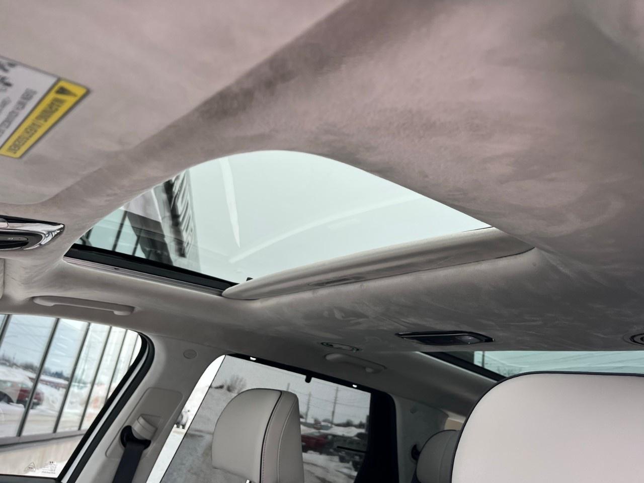 2024 Hyundai PALISADE Ultimate Calligraphy 7-Passenger AWD Photo