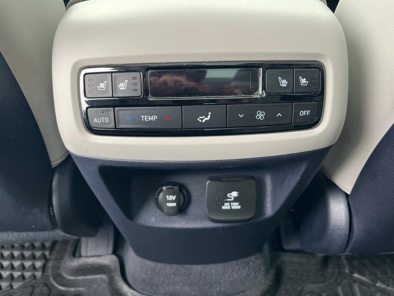 2024 Hyundai PALISADE Ultimate Calligraphy 7-Passenger AWD Photo