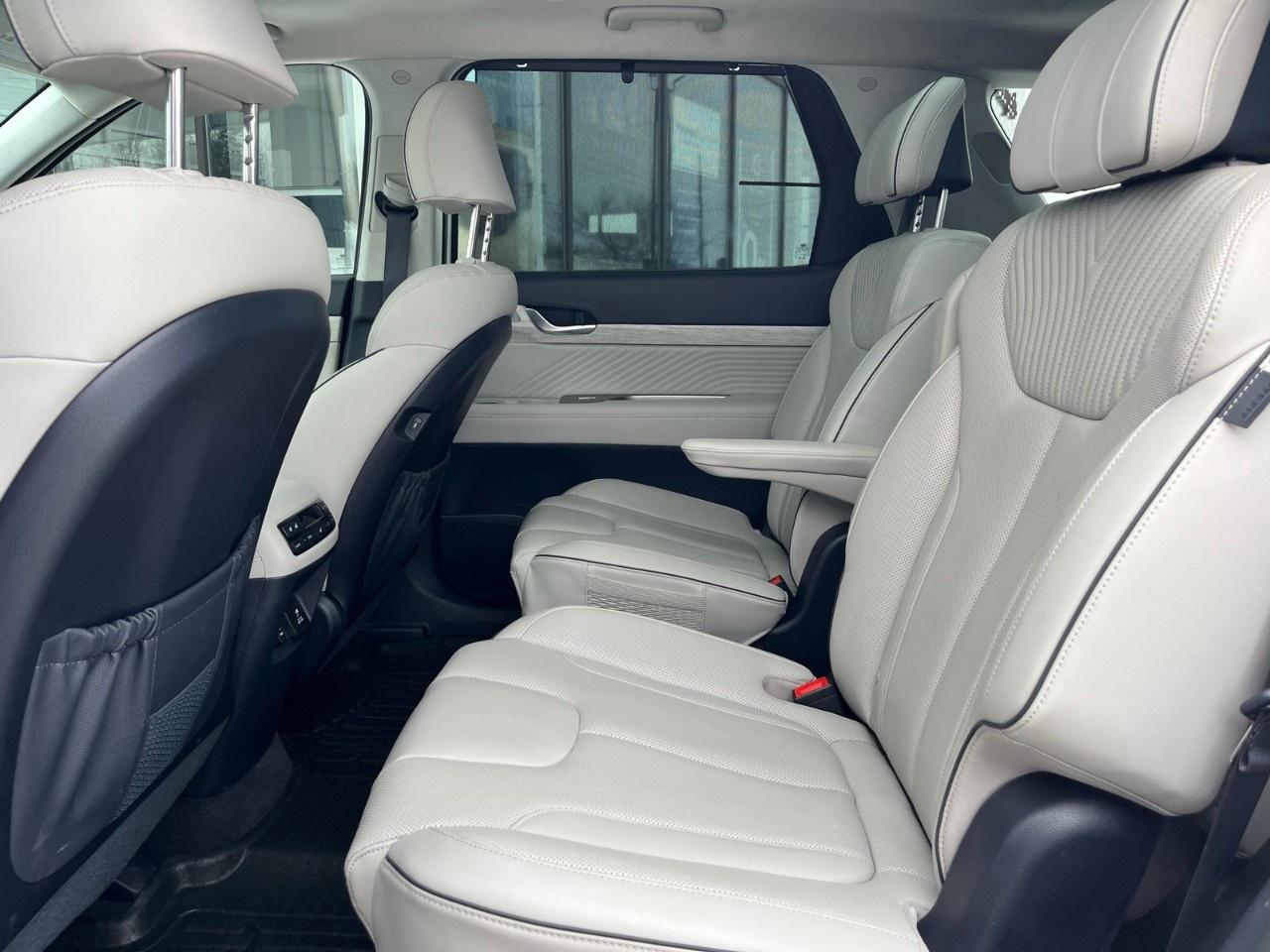 2024 Hyundai PALISADE Ultimate Calligraphy 7-Passenger AWD Photo