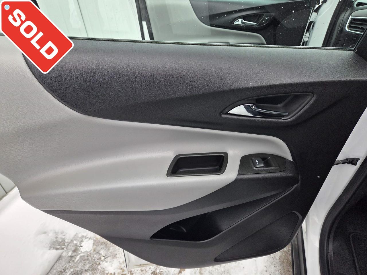 2024 Chevrolet Equinox One Owner | LS | AWD | 17" Wheels Photo