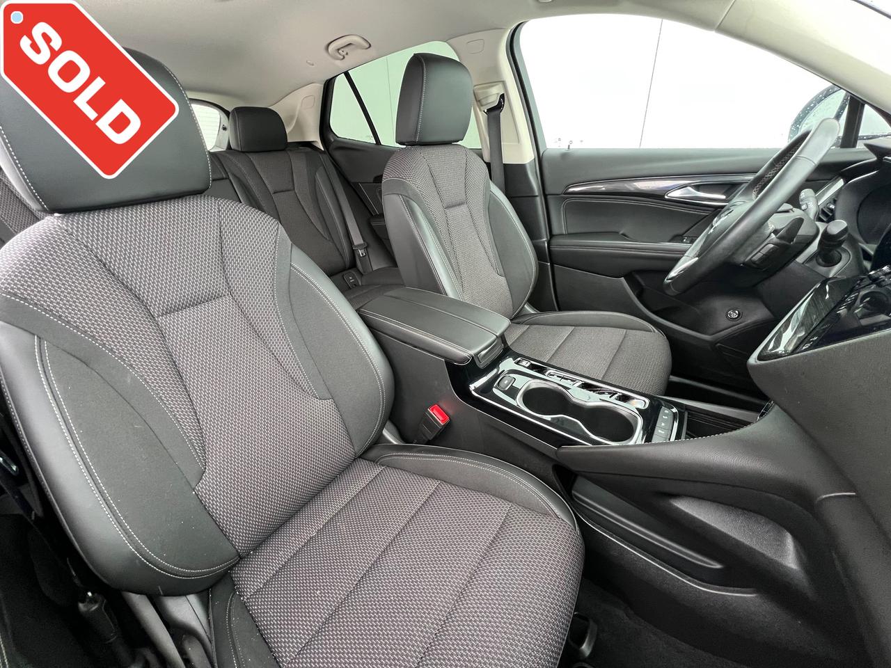 2022 Buick Envision One Owner | Preferred | Convince Package | 18" Wheels Photo