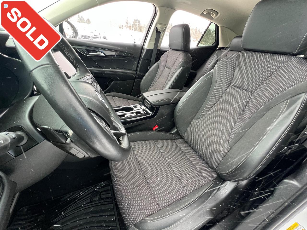 2022 Buick Envision One Owner | Preferred | Convince Package | 18" Wheels Photo