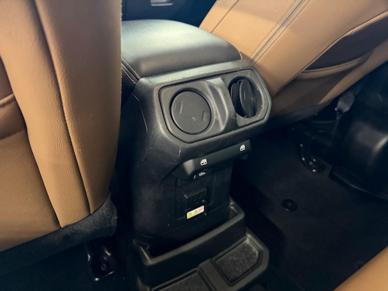 2021 Jeep Wrangler Unlimited Sahara Photo