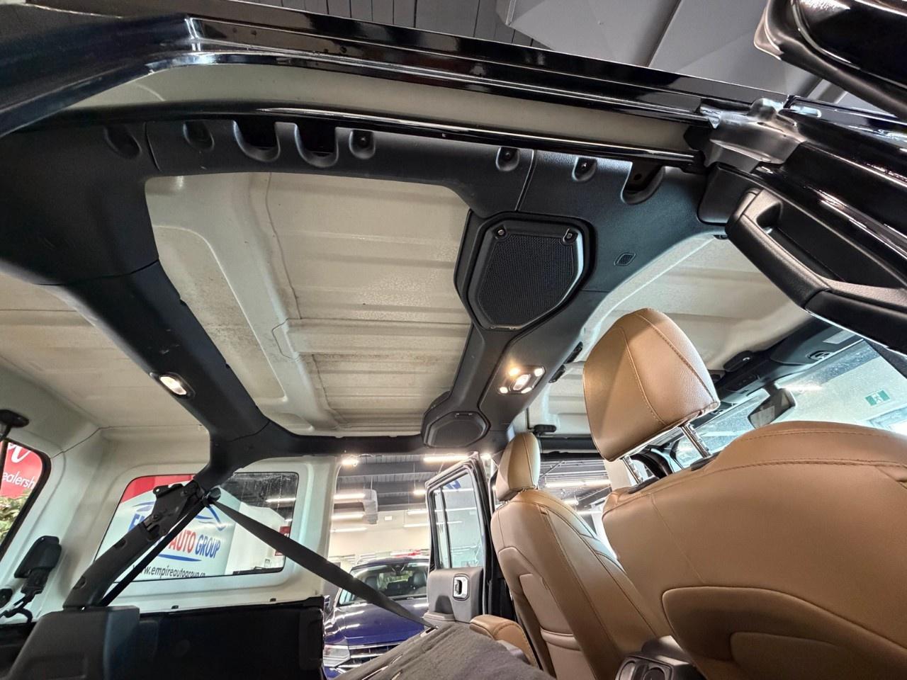 2021 Jeep Wrangler Unlimited Sahara Photo