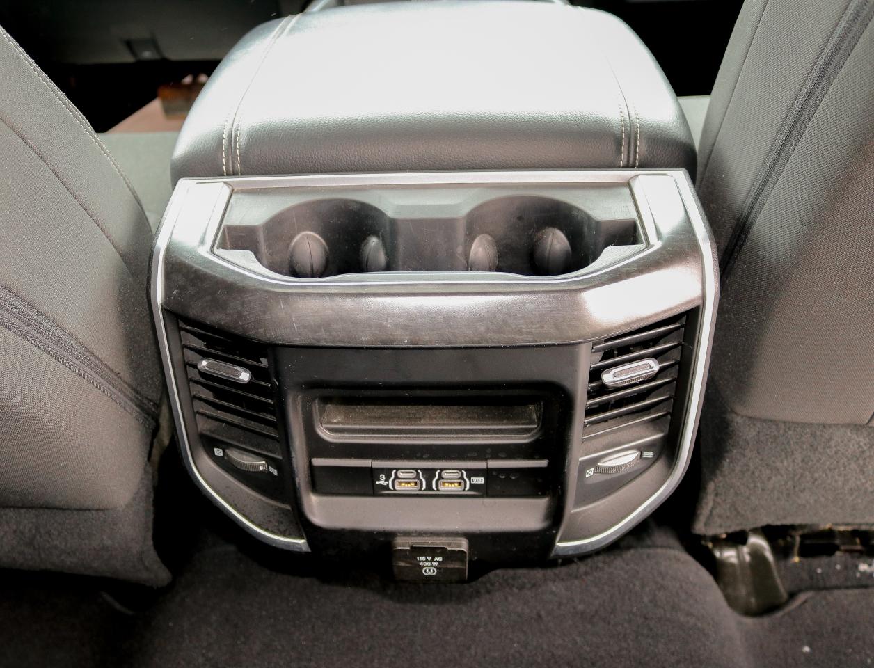 2020 RAM 2500 Big Horn 4x4 Crew Cab 6'4  Box | REMOTE START | Photo