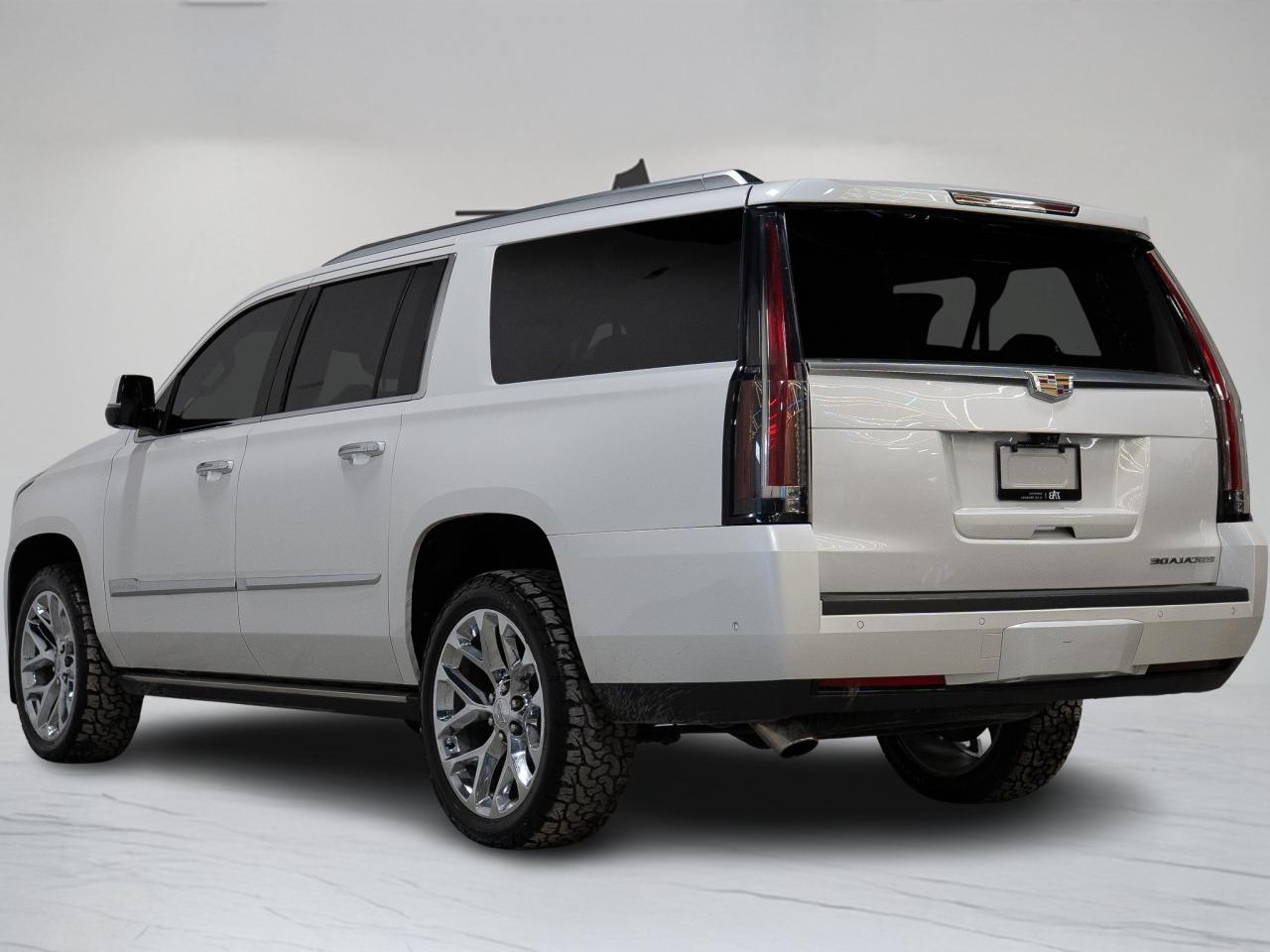 2019 Cadillac Escalade ESV PREMIUM LUXURY | ENTERTAINMENT PKG | 22 IN Photo4