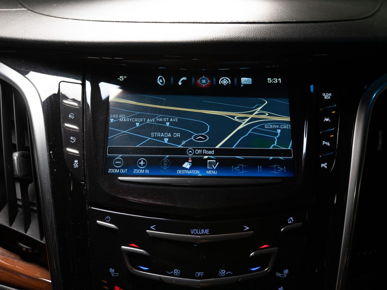 2019 Cadillac Escalade ESV PREMIUM LUXURY | ENTERTAINMENT PKG | 22 IN Photo