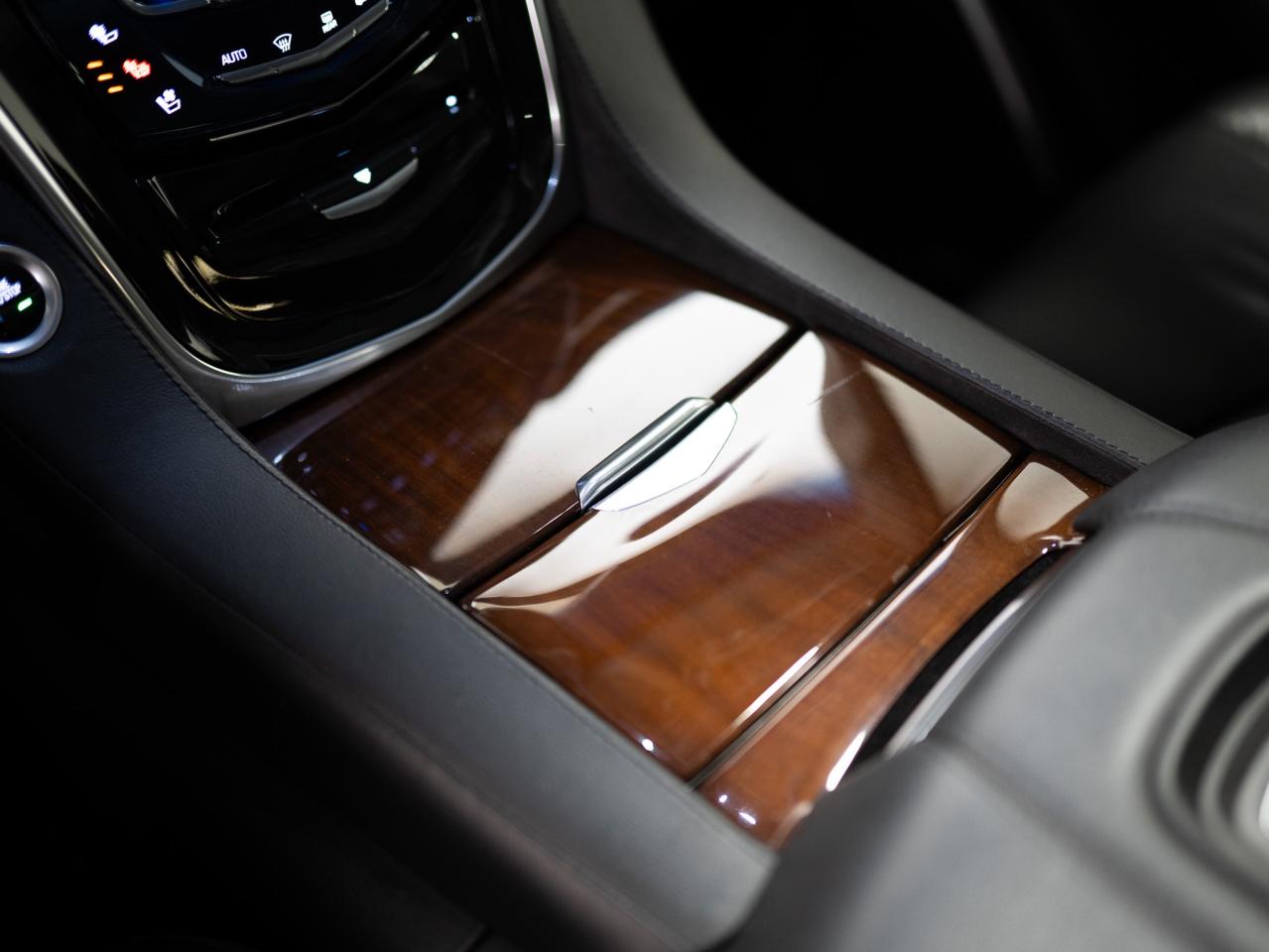 2019 Cadillac Escalade ESV PREMIUM LUXURY | ENTERTAINMENT PKG | 22 IN Photo