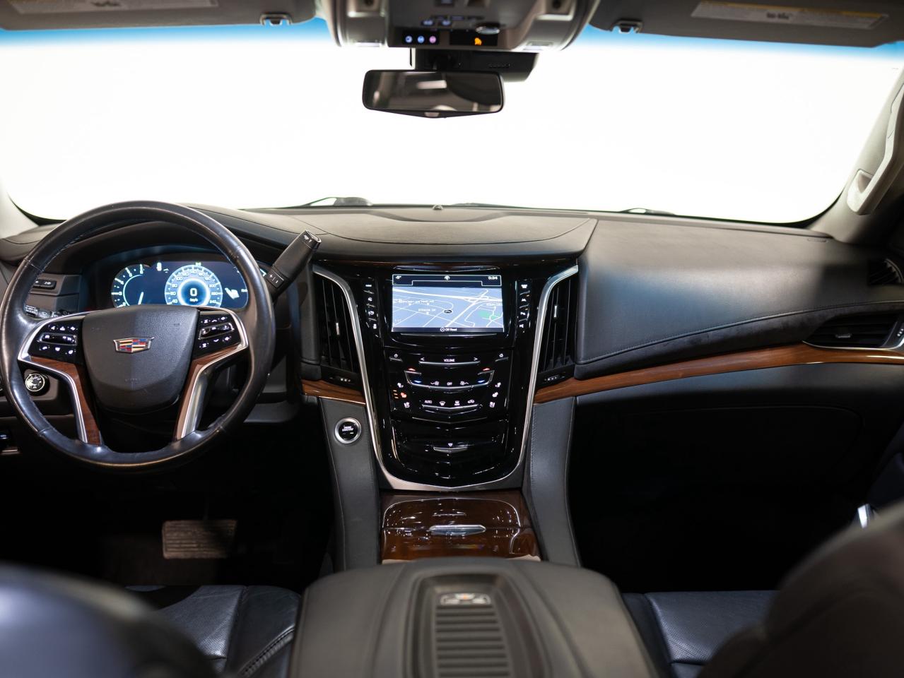 2019 Cadillac Escalade ESV PREMIUM LUXURY | ENTERTAINMENT PKG | 22 IN Photo