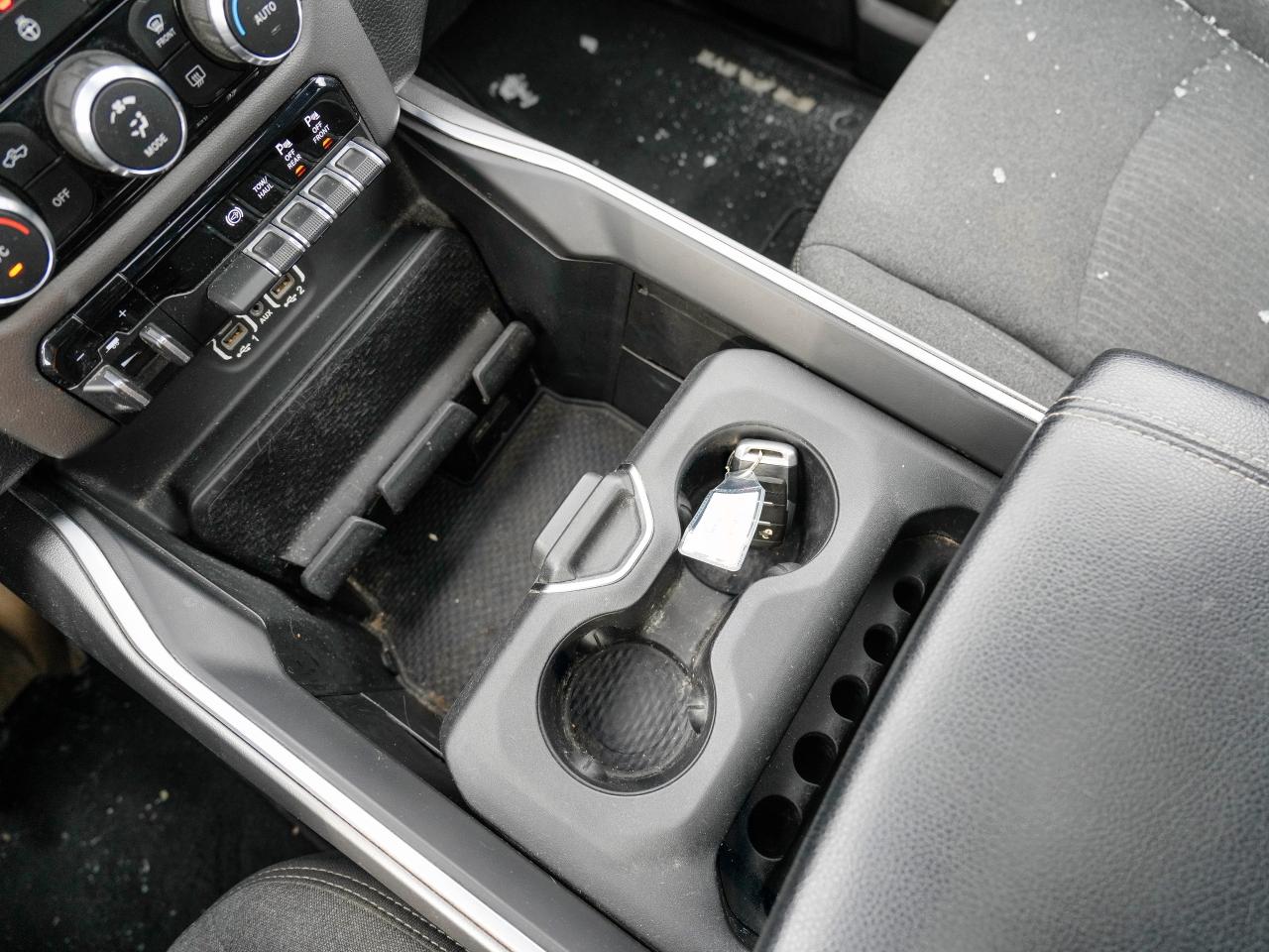 2019 RAM 2500 Big Horn | 4X4 | SUN ROOF | V8 | Photo