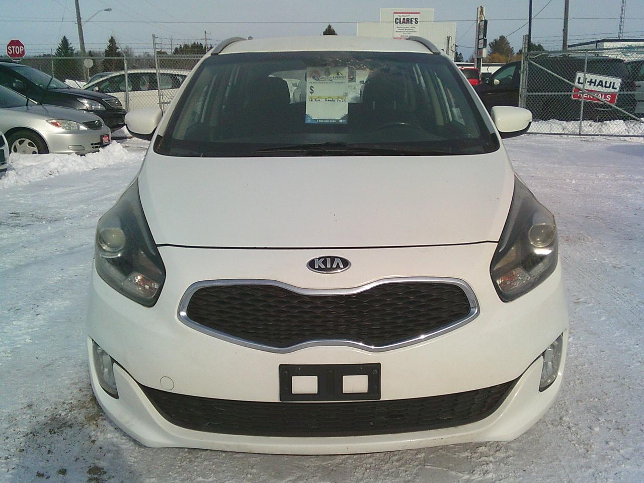 2016 Kia Rondo 4dr Wgn Auto LX Value Photo2