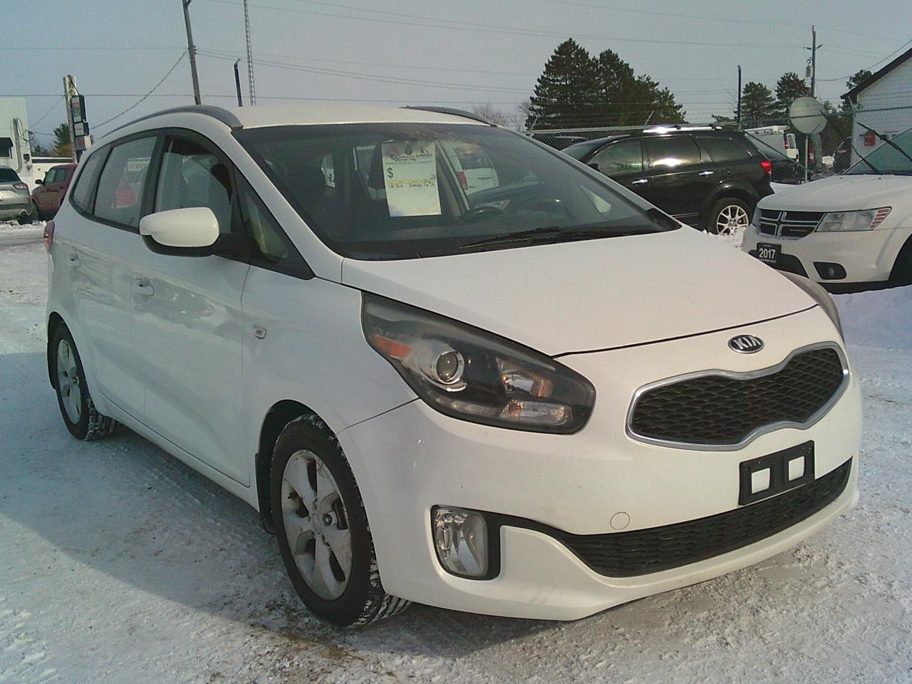 2016 Kia Rondo 4dr Wgn Auto LX Value Photo3